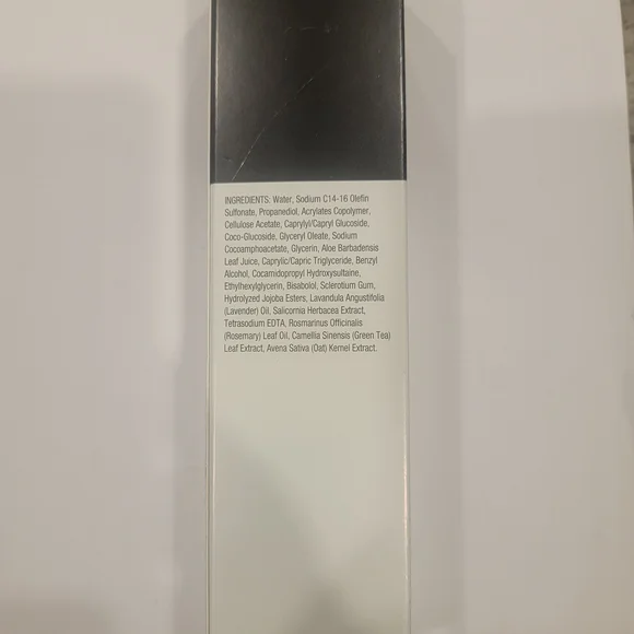 PCA Skin Daily Exfoliant Cleanser - Black and White - Picture 5 of 6